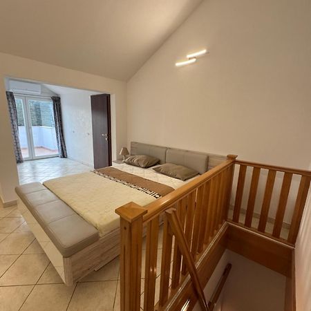 Apartments Vesna Tivat Exterior foto