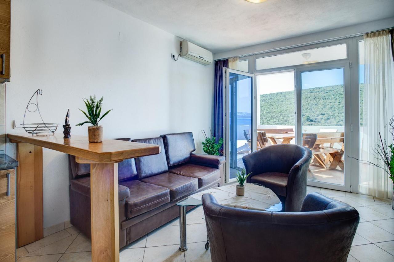 Apartments Vesna Tivat Exterior foto